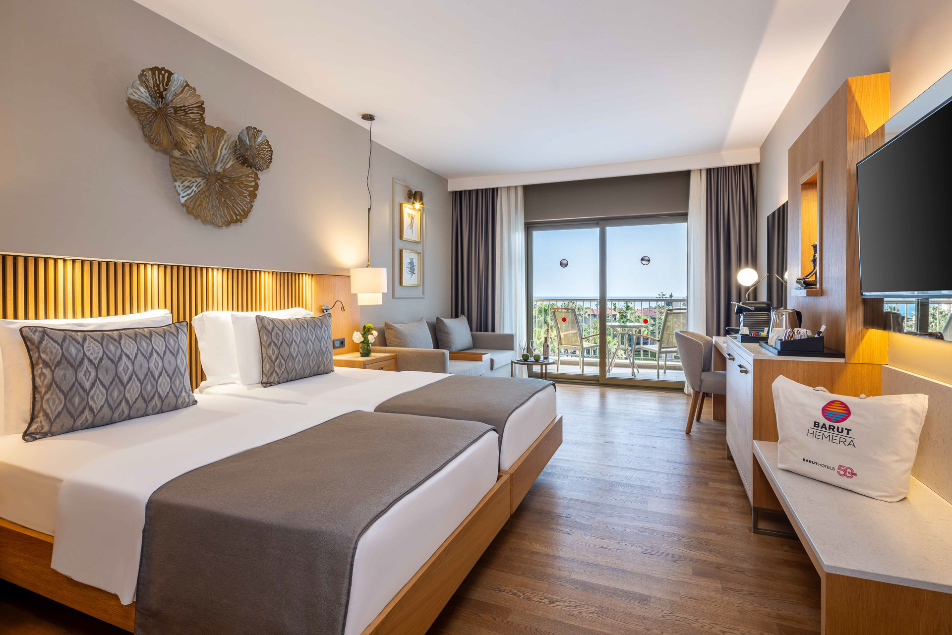 Deluxe Side-sea View Room | Barut Hemera